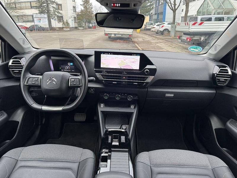 Gebraucht Citroën C4 Shine 131 PS (96 kW) 2024 Lackierung olbia blau/typ auss Limousine