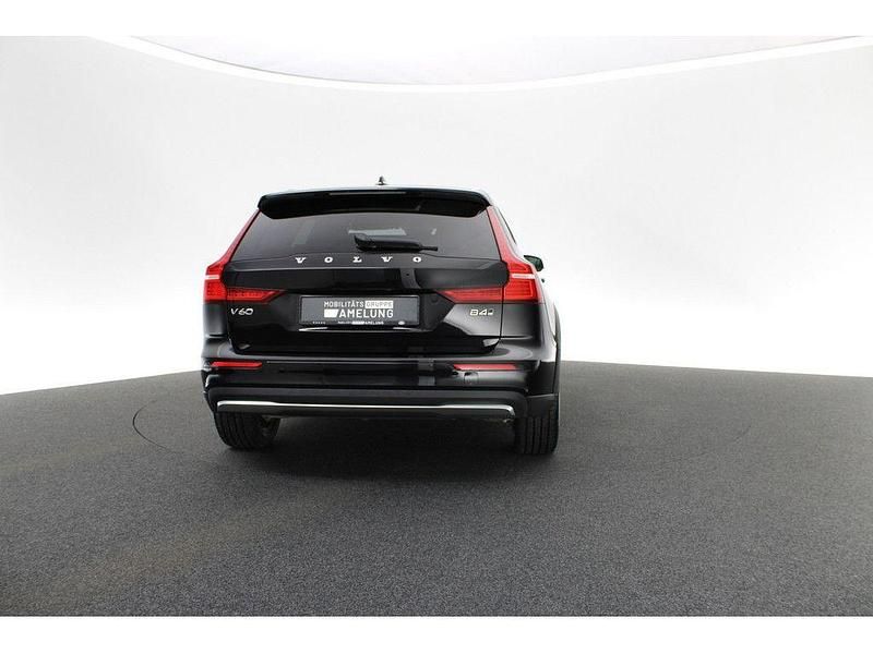 Gebraucht Volvo V60 CC Plus 197 PS (144 kW) 2023 Schwarz Kombi