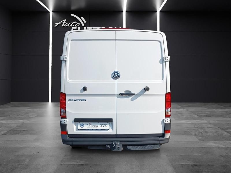 Gebraucht VW Crafter 140 PS (102 kW) 2024 Candyweiß Van