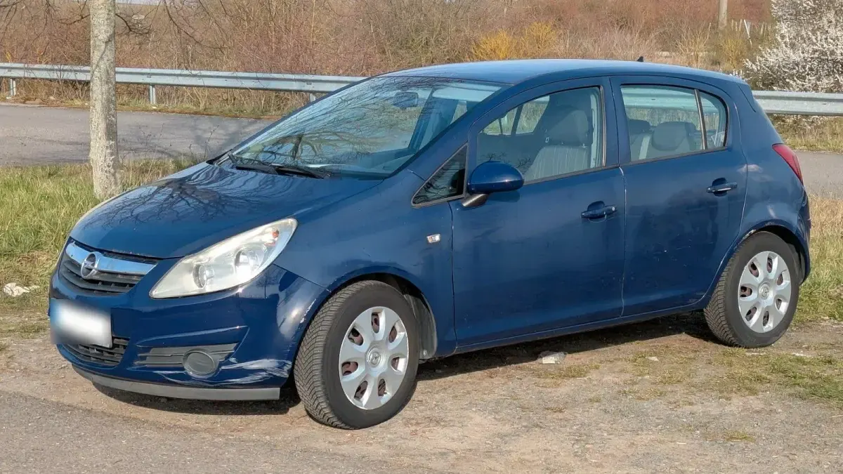 Gebraucht Opel Corsa 80 PS (58 kW) 2009 Blau Kleinwagen