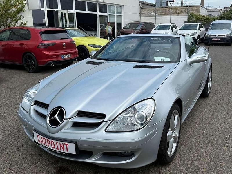 Silber Gebraucht 2006 Mercedes SLK200 Cabrio | 11.950 € (Fairer Preis) - Bild 1/4