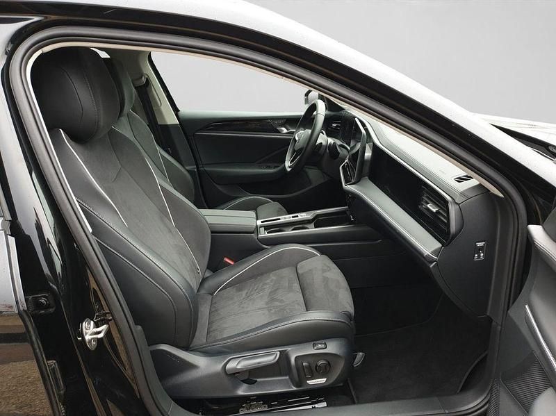 Gebraucht VW Passat Business 150 PS (110 kW) 2025 Schwarz Kombi