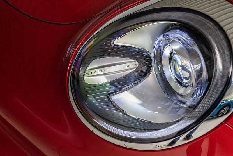 Używany Ora 03 Pro+ 125 kW (171 KM) 2023 Czerwony Hatchback