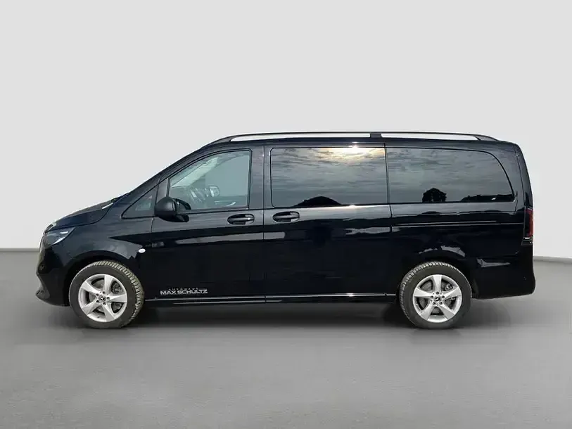 Gebraucht Mercedes Vito 190 PS (139 kW) 2025 Schwarz Van