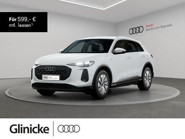 Weiß (arkonaweiß) Neu 2025 Audi Q5 Comfort SUV | 51.901 € - Bild 1/3