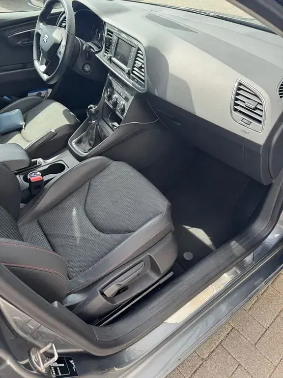 Gebraucht Seat Leon FR 150 PS (110 kW) 2014 Grau Limousine