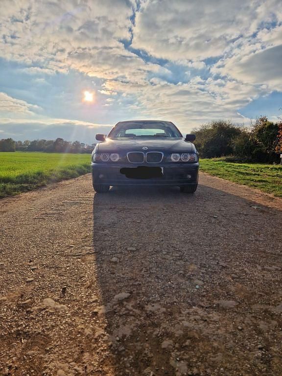 Gebraucht BMW 530 Basis 231 PS (169 kW) 2001 Blau Limousine