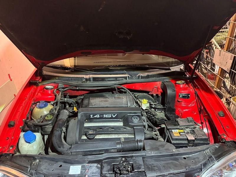 Gebraucht VW Golf III Basis 75 PS (55 kW) 1998 Rot Limousine