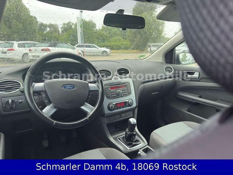 Gebraucht Ford Focus Fun X 101 PS (74 kW) 2008 Silber Limousine
