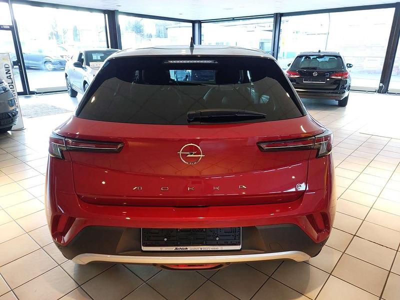 Gebraucht Opel Mokka-e Elegance 100 kW (136 PS) 2022 Power rot/kosmos rot SUV