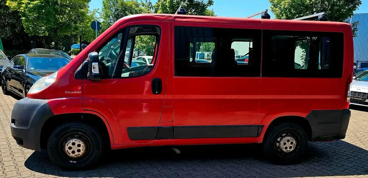 Gebraucht Peugeot Boxer 120 PS (88 kW) 2009 Rot Van