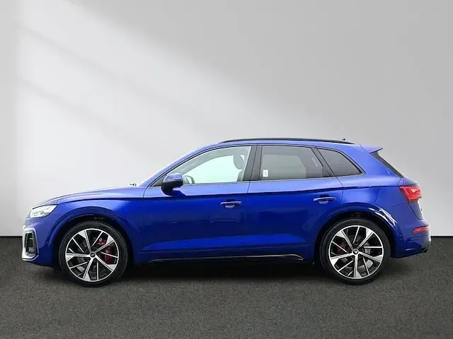 Używany Audi SQ5 Ambiente 341 KM (250 kW) 2023 Niebieski SUV