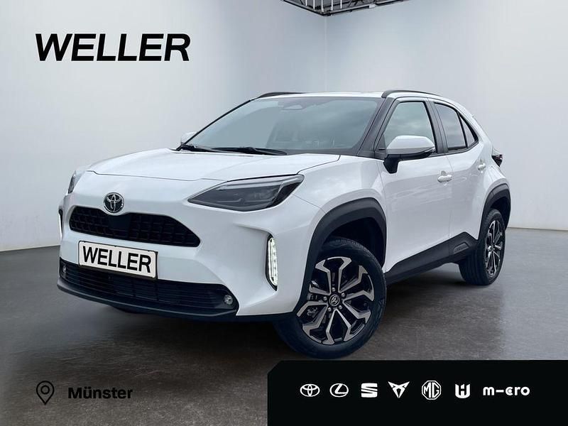 Schwarz Neu 2025 Toyota Yaris Cross Team SUV | 24.990 € - Bild 1/3
