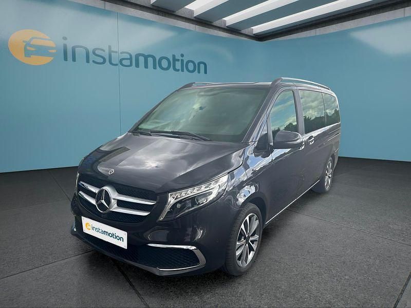 Grau Gebraucht 2019 Mercedes V300 Van / Kleinbus | 47.049 € (Fairer Preis) - Bild 1/4