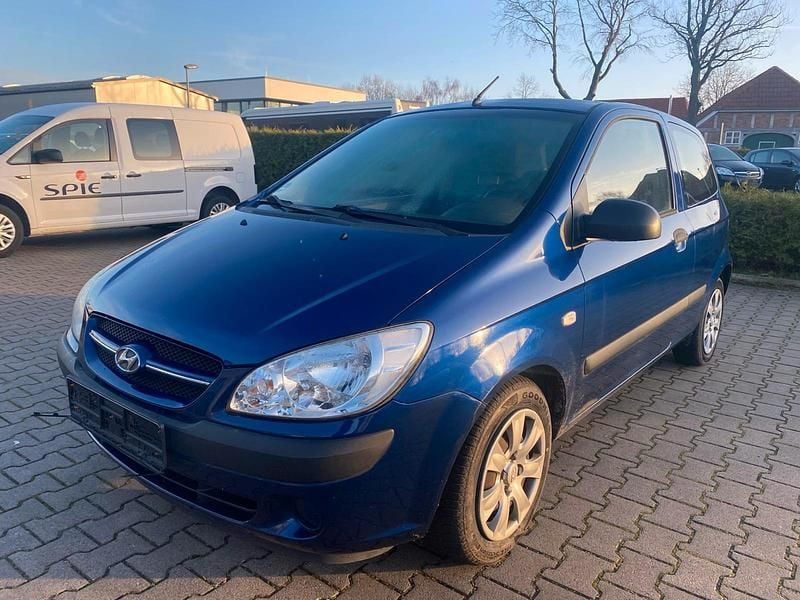Blau Gebraucht 2007 Hyundai Getz Edition Kleinwagen | 750 € - Bild 1/4