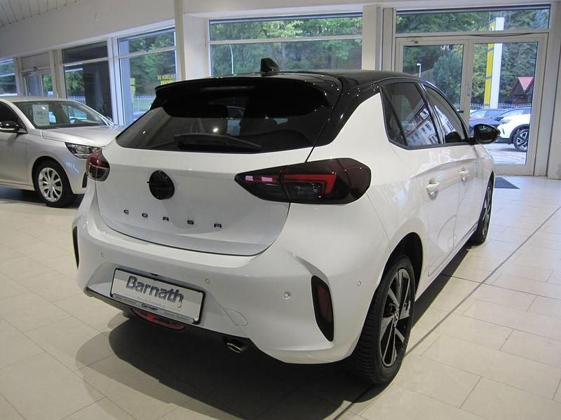 Gebraucht Opel Corsa 101 PS (74 kW) 2024 Weiß Limousine