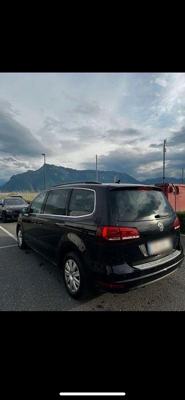 Blau Gebraucht 2016 VW Sharan Business+ Van / Kleinbus | 16.000 € (Fairer Preis) - Bild 1/4