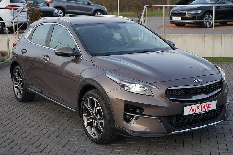 Gebraucht Kia XCeed Vision 140 PS (102 kW) 2020 Braun SUV
