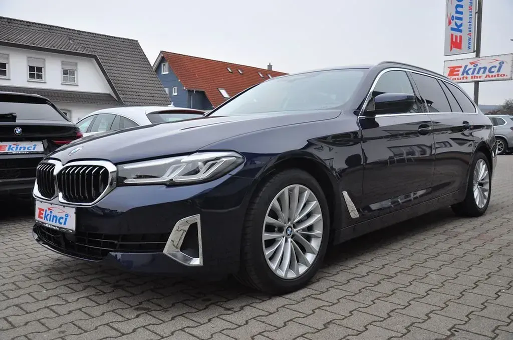Gebraucht BMW 540 Luxury Line 340 PS (250 kW) 2021 Blau Kombi