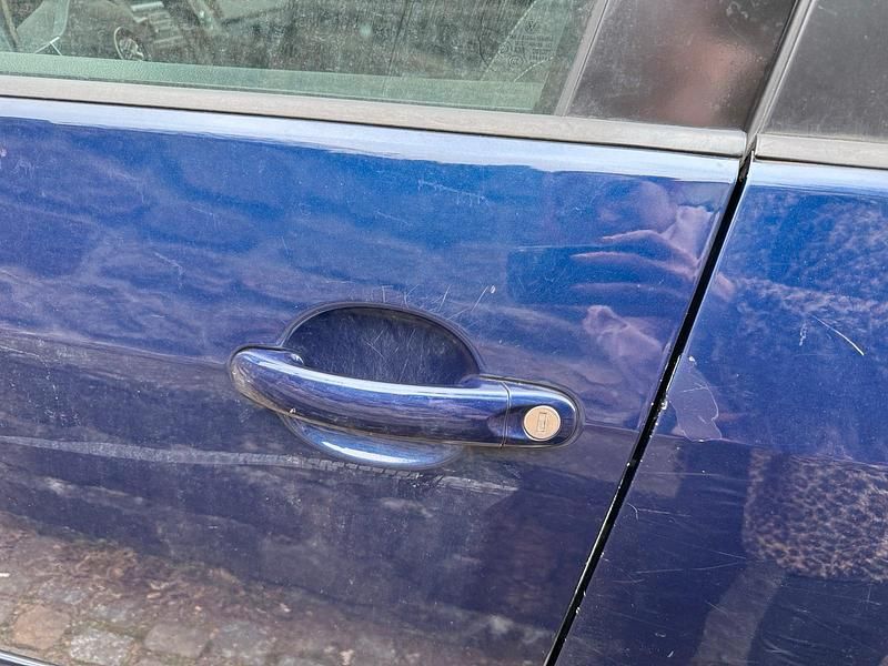 Gebraucht VW Golf Plus Cross 105 PS (77 kW) 2012 Blau Van / Kleinbus