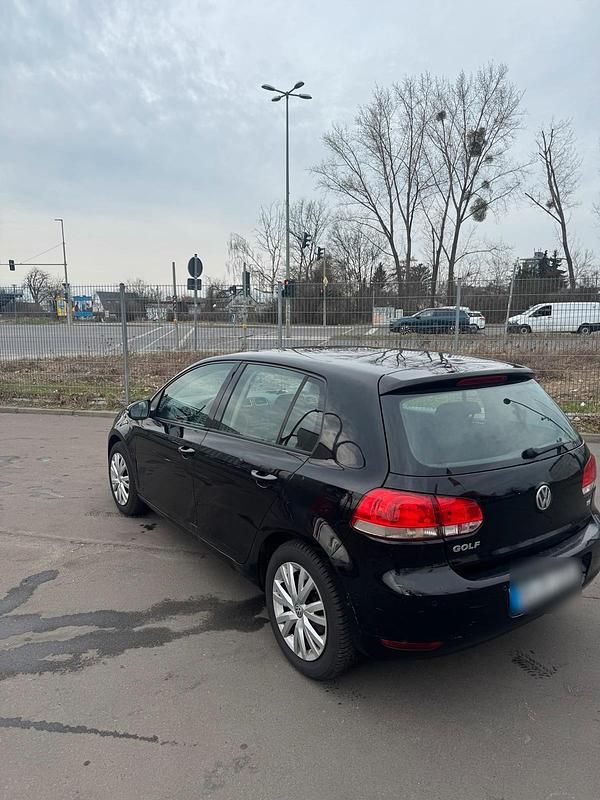 Gebraucht VW Golf VI 102 PS (75 kW) 2009 Schwarz Kleinwagen