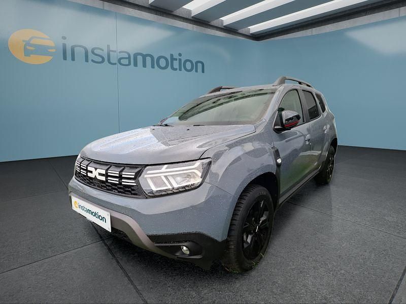 Grau Gebraucht 2023 Dacia Duster SUV | 21.499 € (Fairer Preis) - Bild 1/4