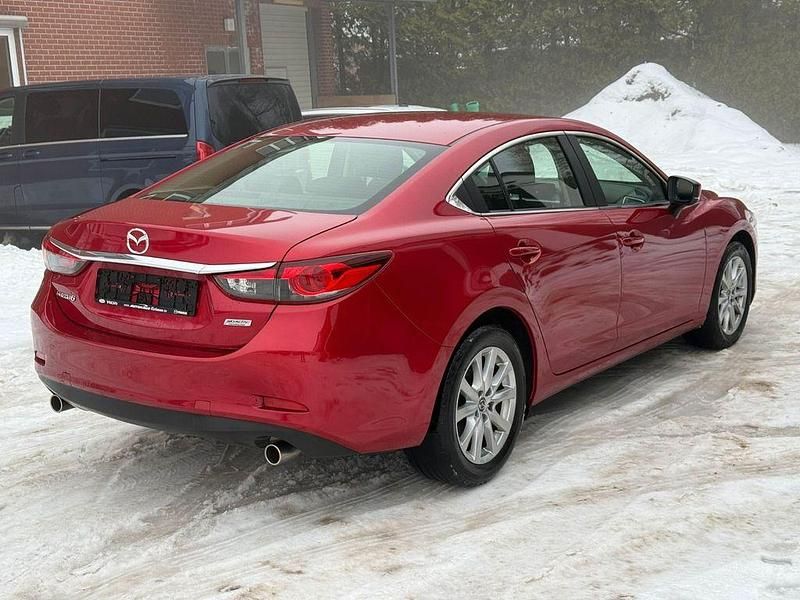 Gebraucht Mazda 6 Prime-Line 145 PS (106 kW) 2018 Rot Limousine