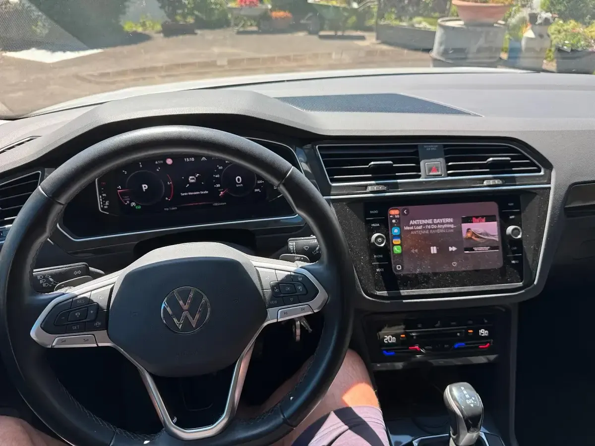 Gebraucht VW Tiguan Elegance 200 PS (147 kW) 2021 Silber SUV