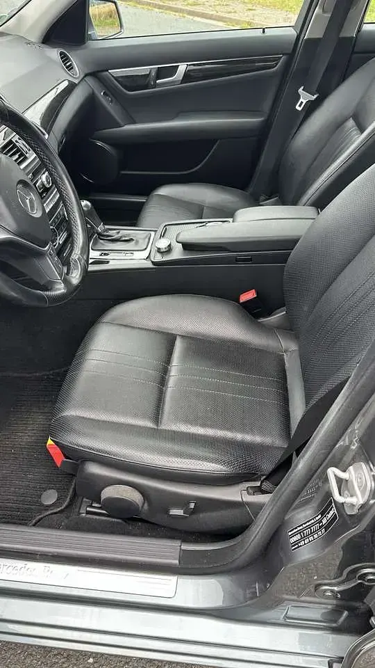 Gebraucht Mercedes C350 306 PS (225 kW) 2011 Silber Limousine