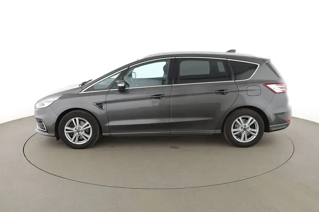 Gebraucht Ford S-MAX Titanium 190 PS (139 kW) 2020 Grau Van / Kleinbus