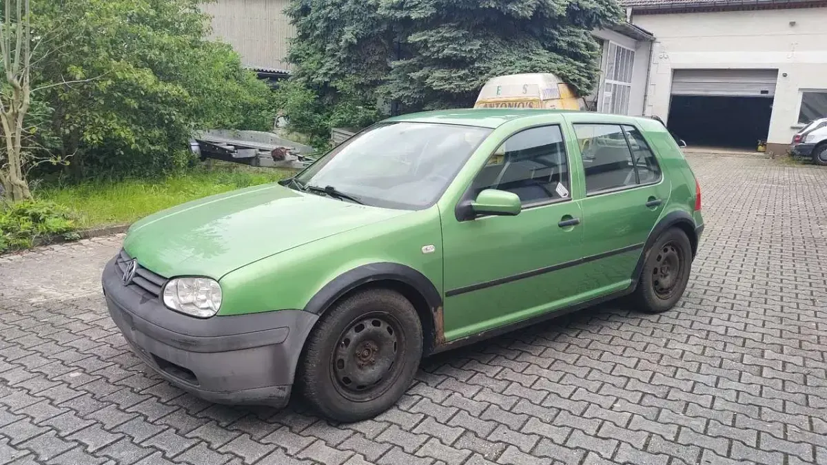 Gebraucht VW Golf IV Comfortline 75 PS (55 kW) 2000 Grün Limousine