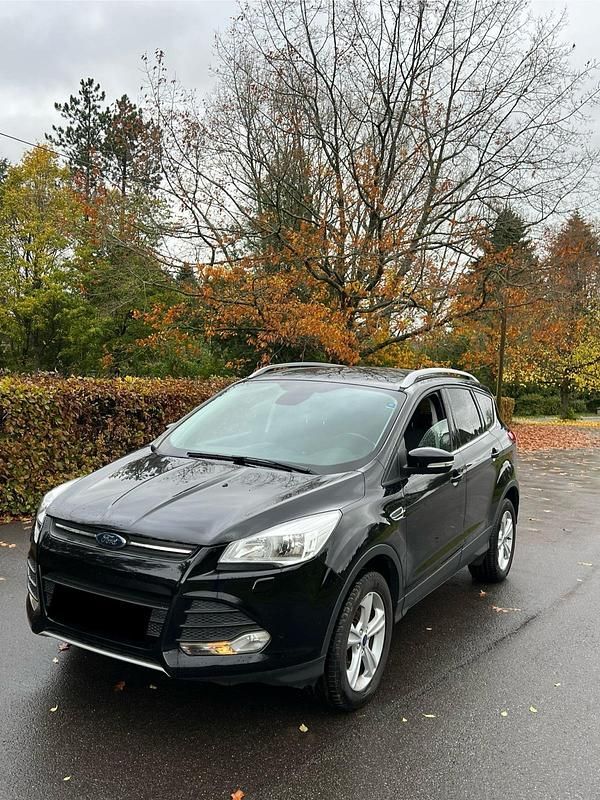 Schwarz Gebraucht 2016 Ford Kuga SUV | 7.700 € (Superpreis) - Bild 1/4