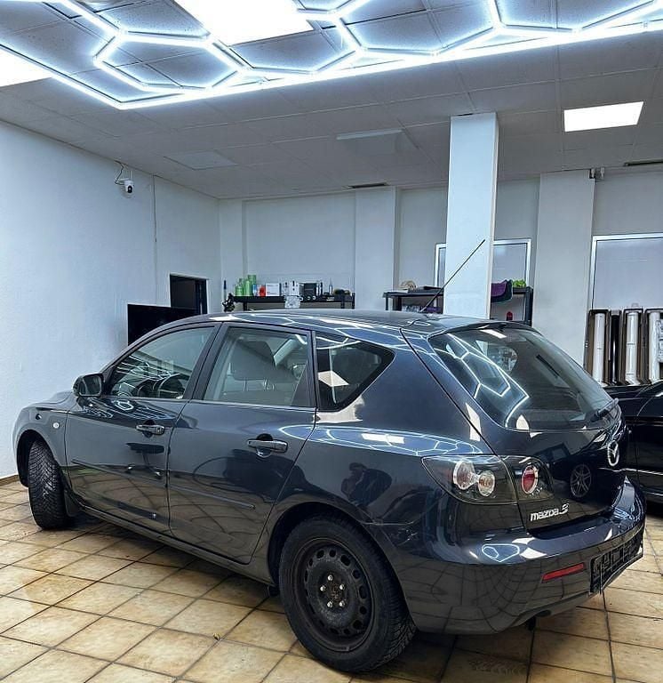 Grau Gebraucht 2008 Mazda 3 Active Limousine | 1.900 € (Guter Preis) - Bild 1/4