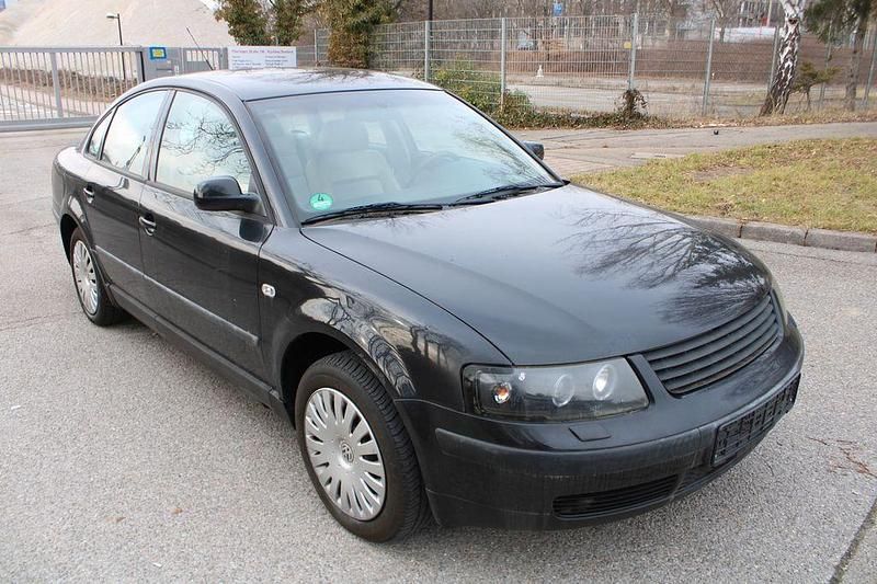 Gebraucht VW Passat 150 PS (110 kW) 1999 Schwarz Limousine