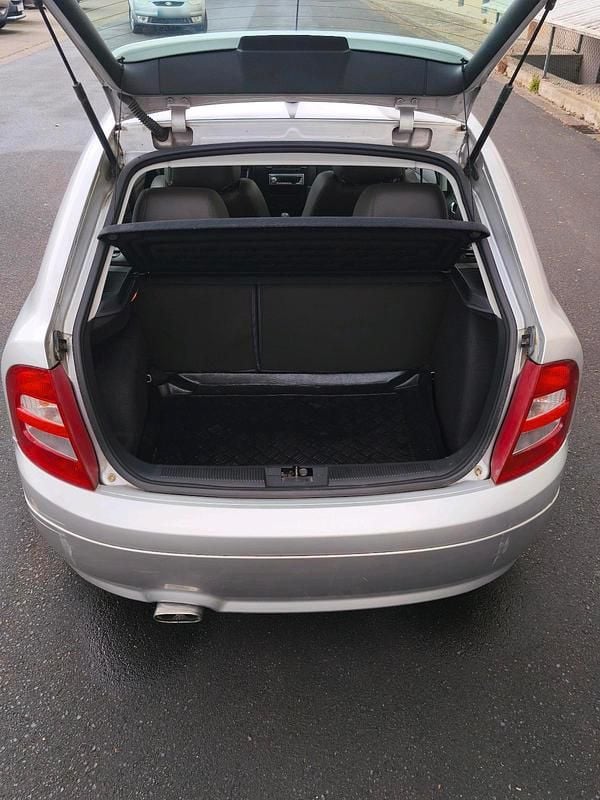 Gebraucht Skoda Fabia 115 PS (84 kW) 2002 Grau Kleinwagen