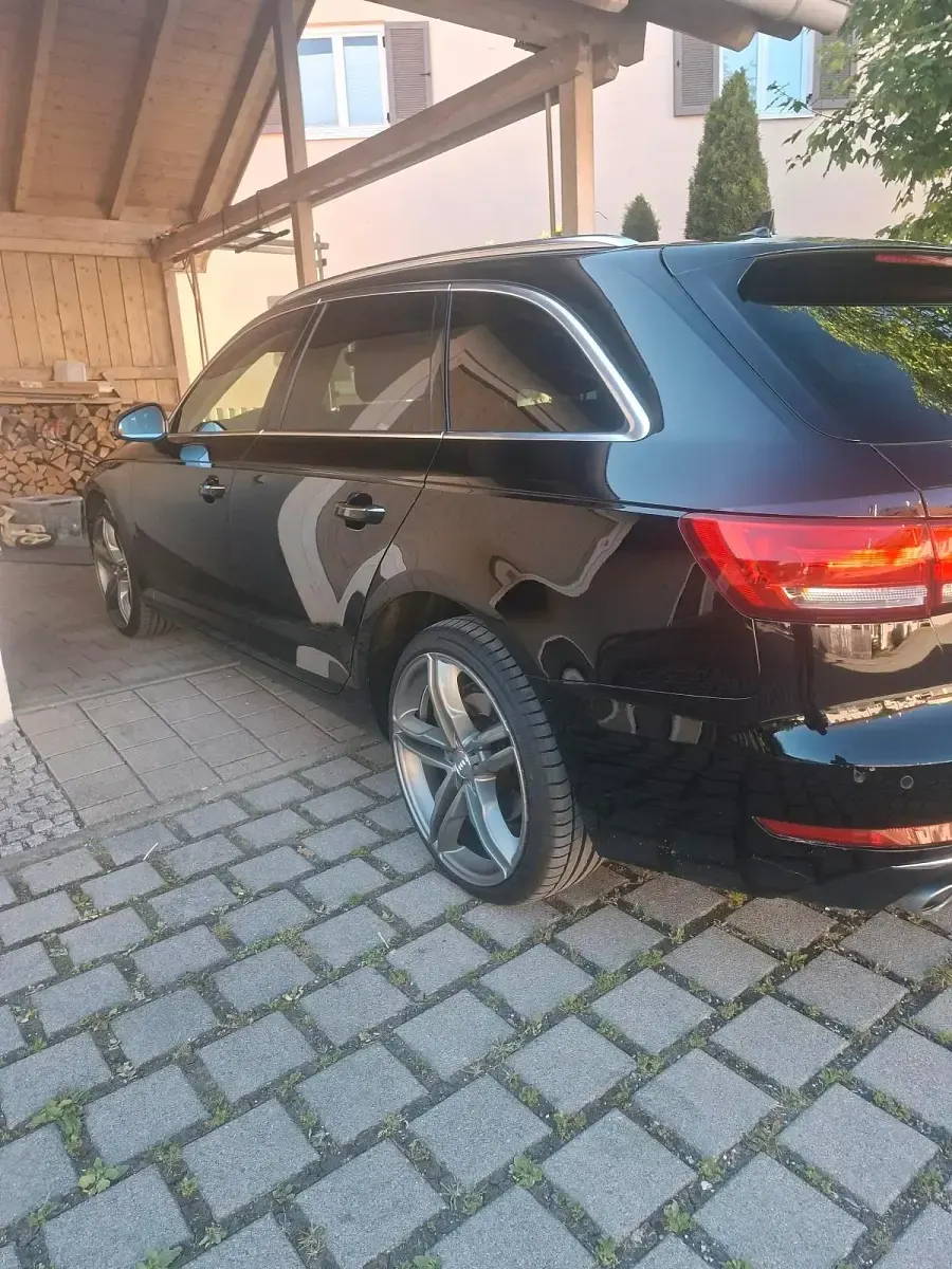 Gebraucht Audi A4 190 PS (139 kW) 2016 Schwarz Kombi