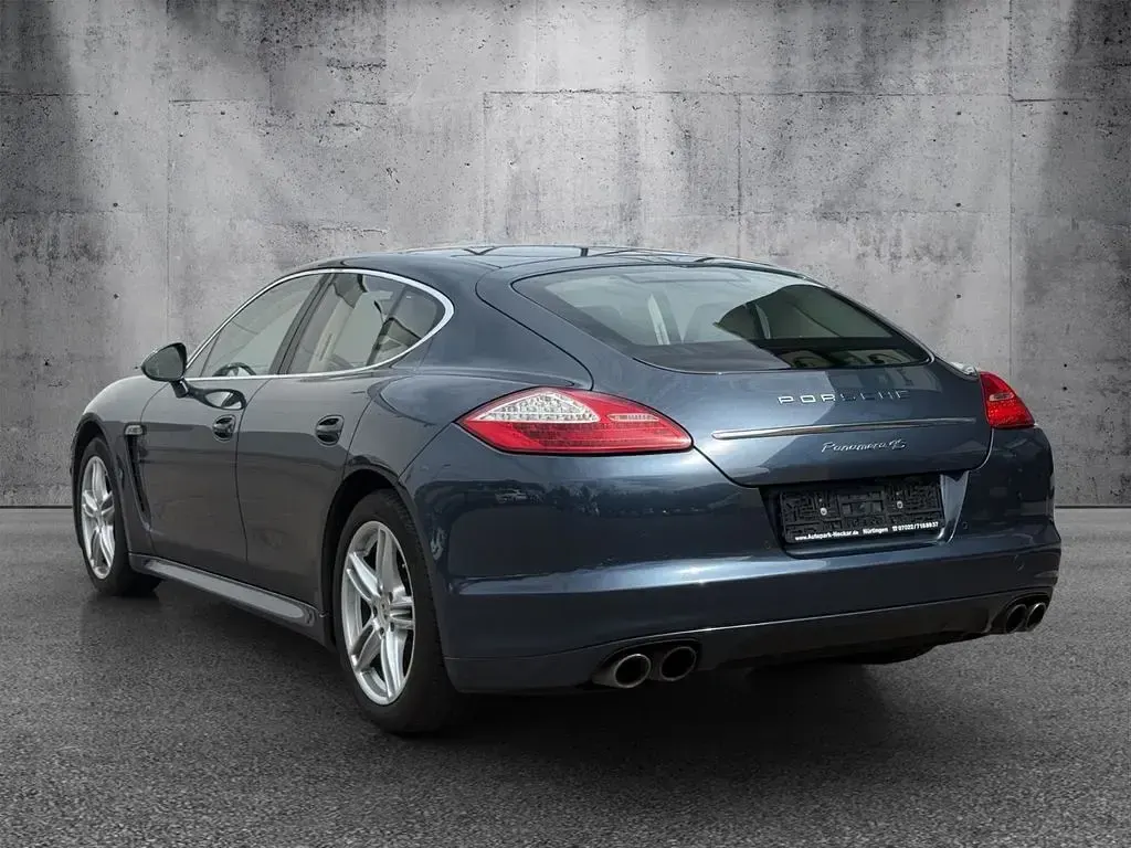 Gebraucht Porsche Panamera 4S 400 PS (294 kW) 2010 Blau Kleinwagen