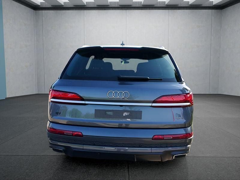 Grau Neu 2025 Audi Q7 S-Line SUV | 77.749 € (Superpreis) - Bild 1/4