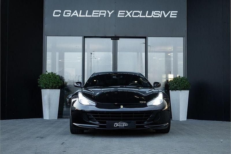 Gebraucht Ferrari GTC4Lusso 689 PS (506 kW) 2018 Schwarz Kombi