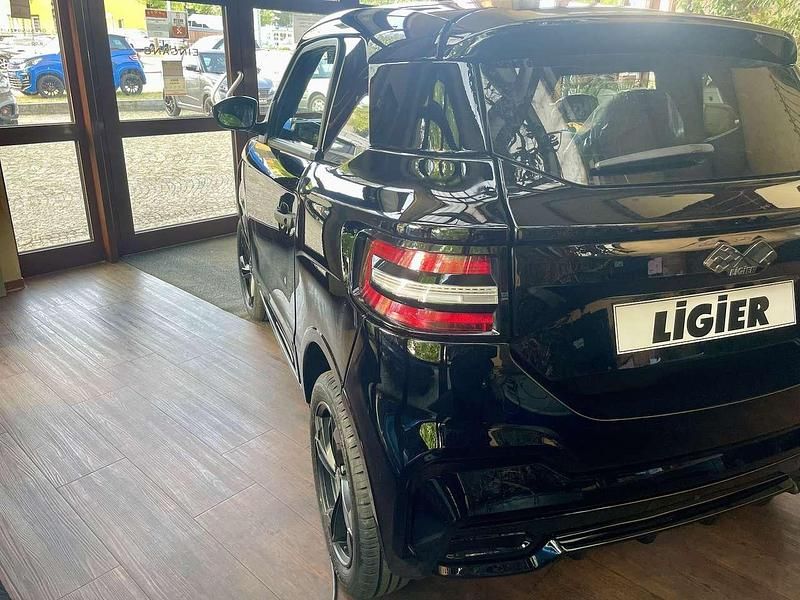Ny Ligier JS50 2026 Sort Hatchback