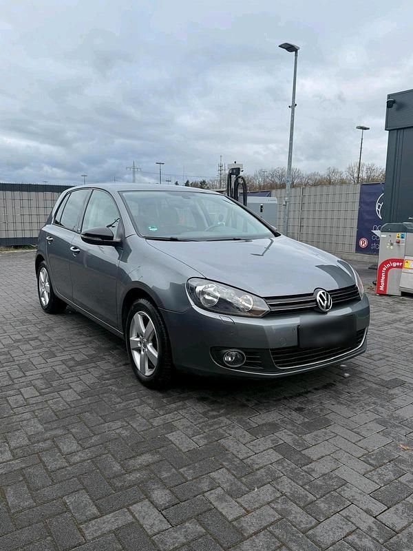 Gebraucht VW Golf VI 86 PS (63 kW) 2011 Grau Kleinwagen