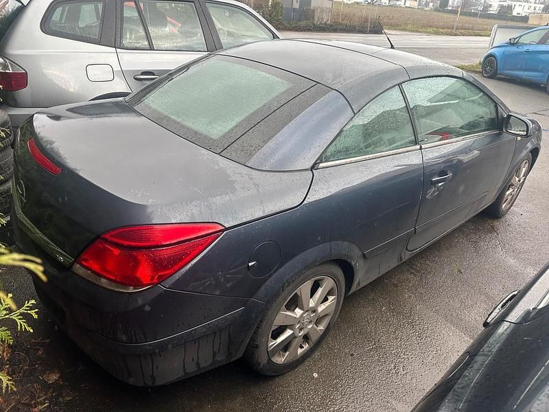 Gebraucht Opel Astra Cabriolet 140 PS (102 kW) 2006 Grau Cabrio