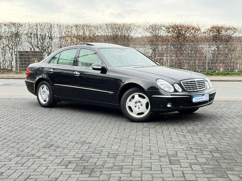 Gebraucht Mercedes E320 224 PS (164 kW) 2005 Schwarz Limousine