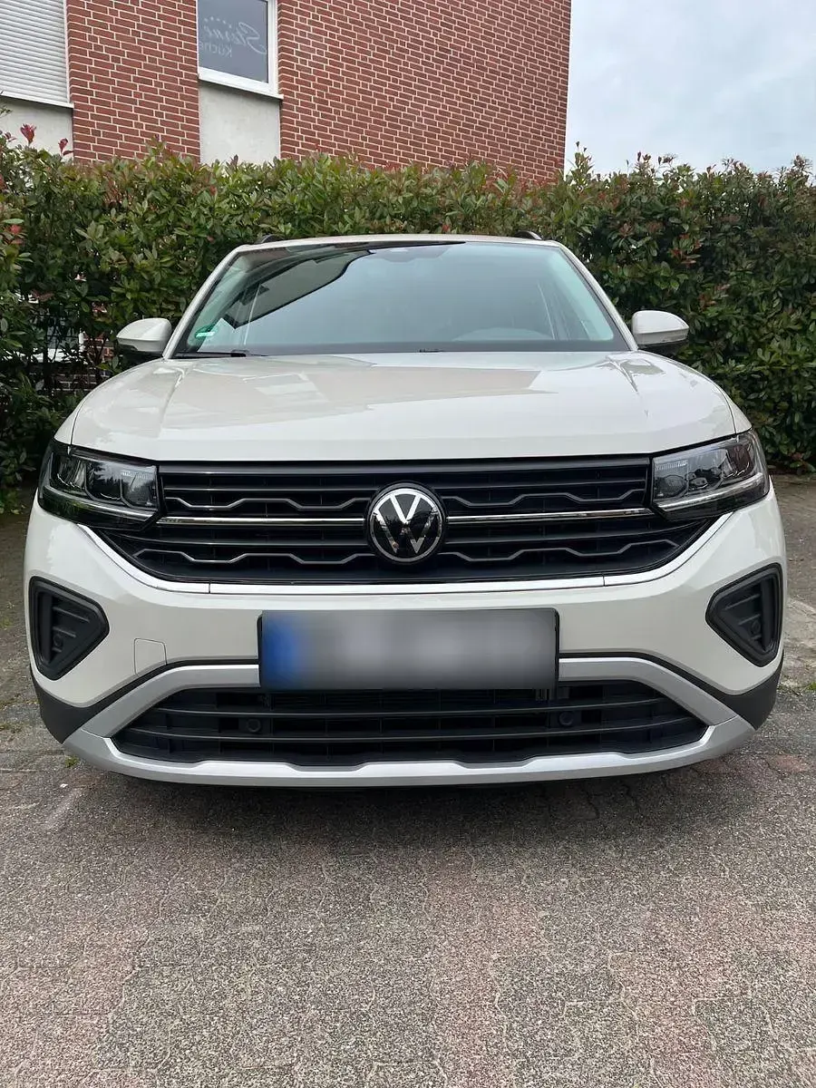 Gebraucht VW T-Cross Life 116 PS (85 kW) 2024 Grau SUV