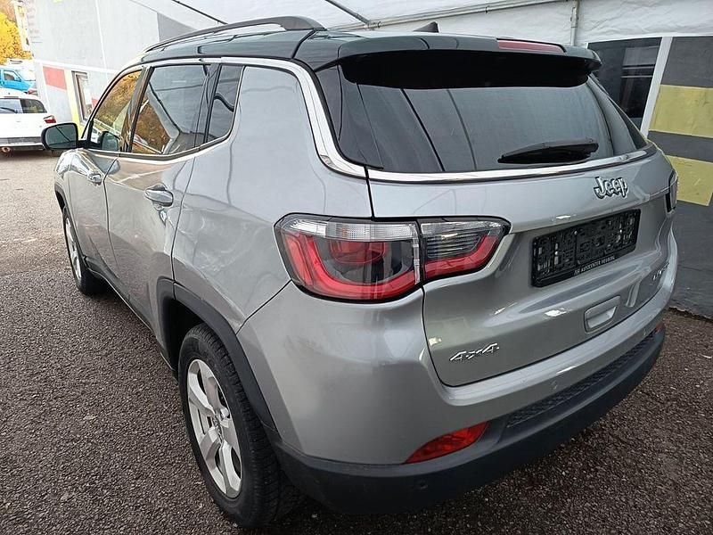 Gebraucht Jeep Compass Limited 140 PS (102 kW) 2018 Grau SUV