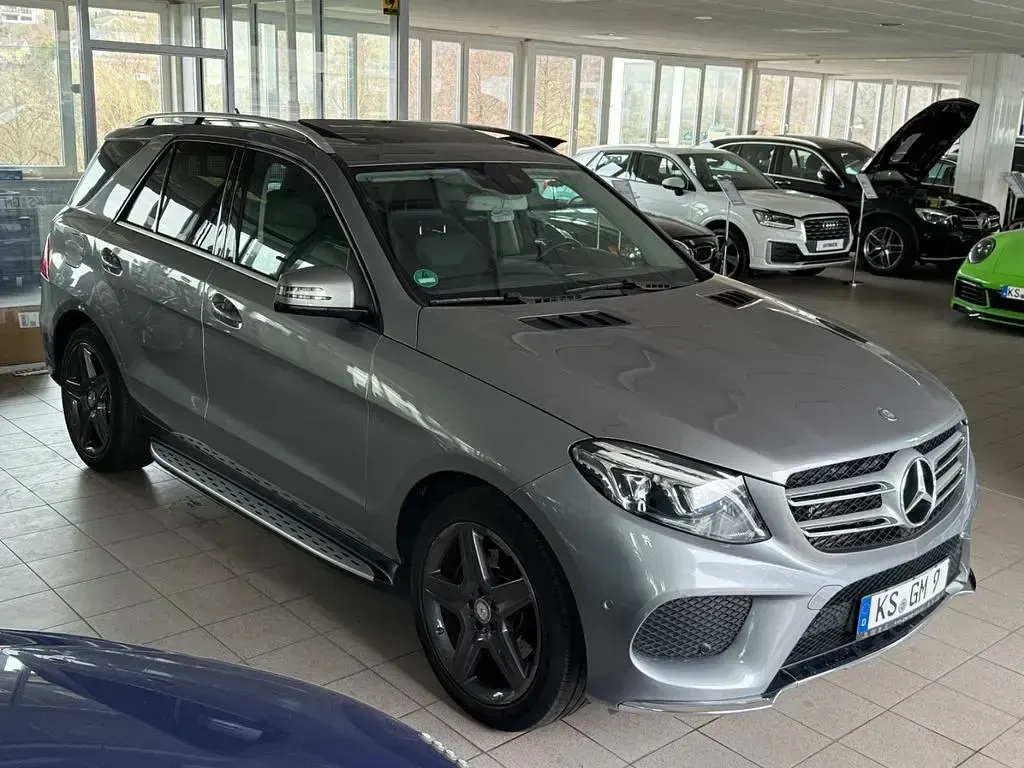 Gebraucht Mercedes GLE350 AMG line 258 PS (189 kW) 2016 Silber SUV