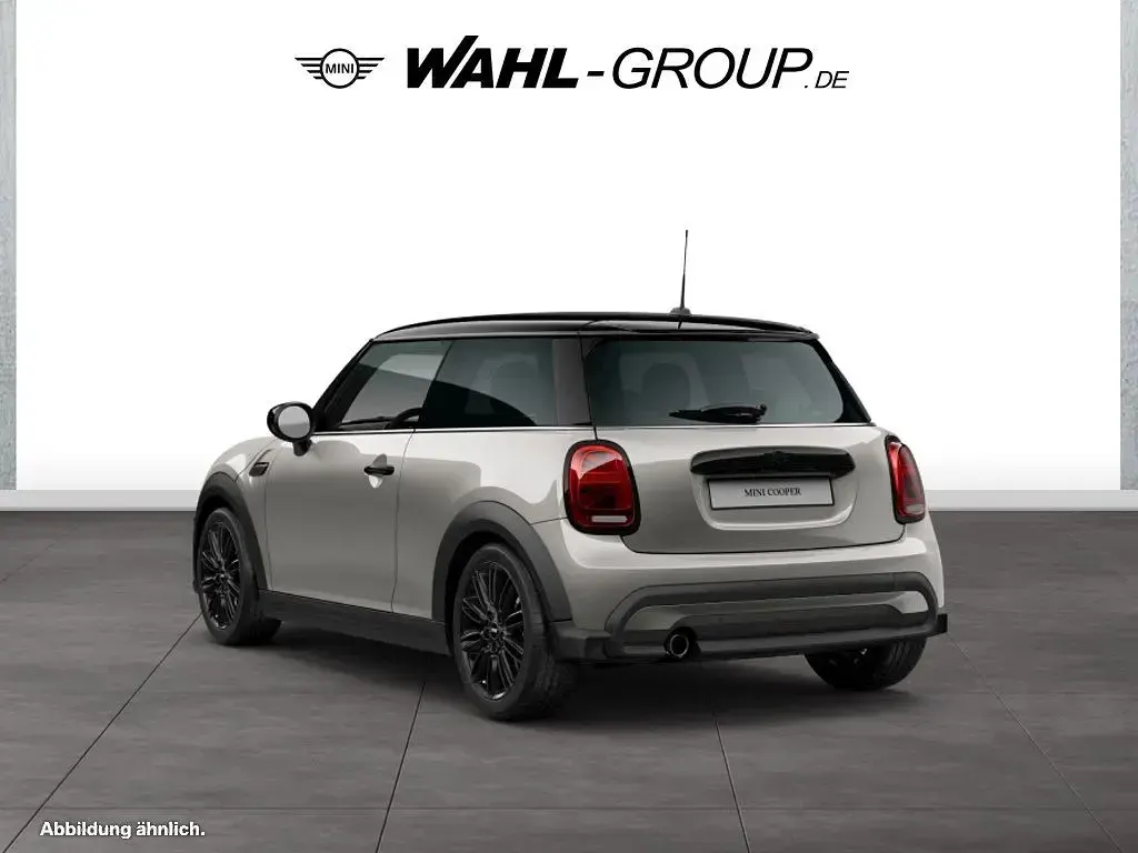 Gebraucht Mini Cooper Hatch 136 PS (100 kW) 2024 Grau Kleinwagen
