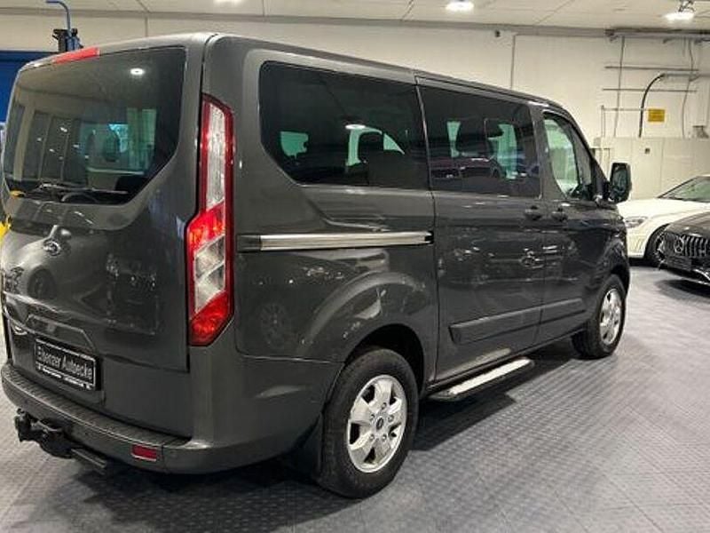 Gebraucht Ford Tourneo Custom 147 PS (108 kW) 2016 Andere Van