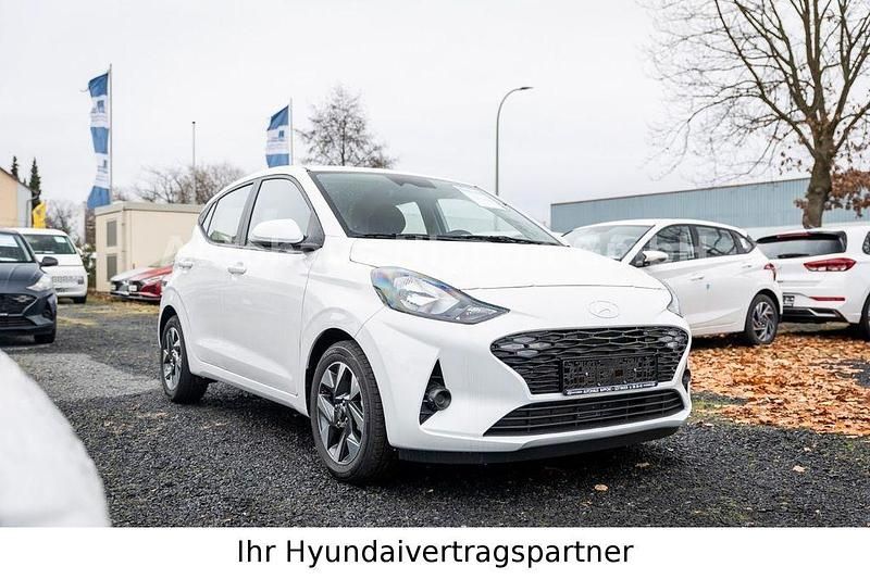 Atlas white Neu 2025 Hyundai i10 Trend Kleinwagen | 19.485 € (Etwas zu teuer) - Bild 1/4