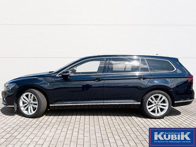 Gebraucht VW Passat Elegance 200 PS (147 kW) 2022 Schwarz Kombi